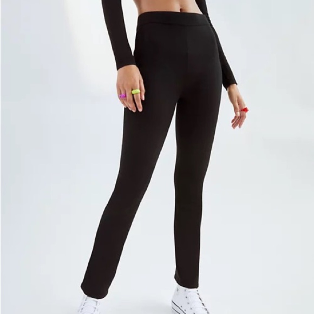 Aritzia / Ellie pant / size small / black / Sunday best